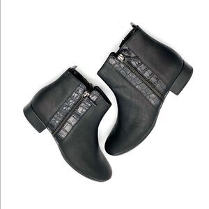 NWB GABOR Comfort Black Leather Ankle Boots Low Heel Back Zip US 8H Wide Fit
